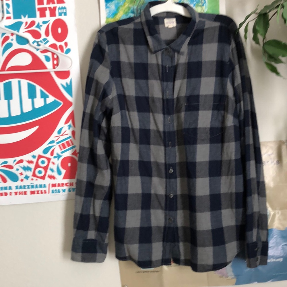 JCrew “The Perfect Shirt” lightweight flannel